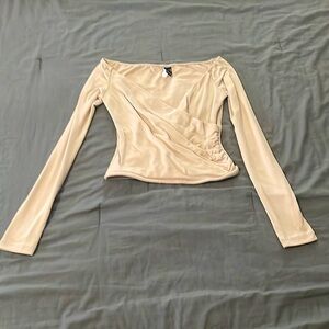 Windsor long sleeved off shoulder side ruched croptop sz xs